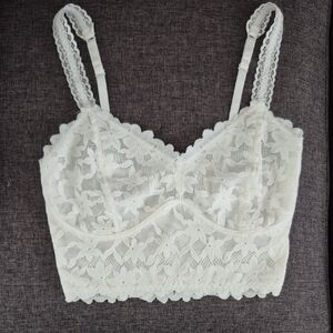 Buckle Ivory Floral Lace Bralette